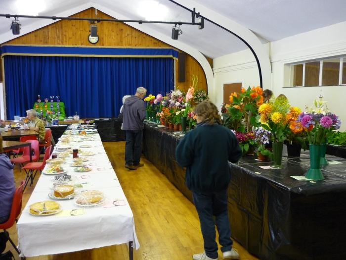 alvaerdiscott parish hall flower show